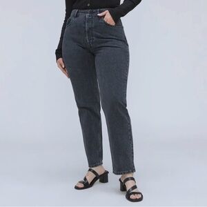 Everlane Curvy 90’s Cheeky Straight Jeans 28